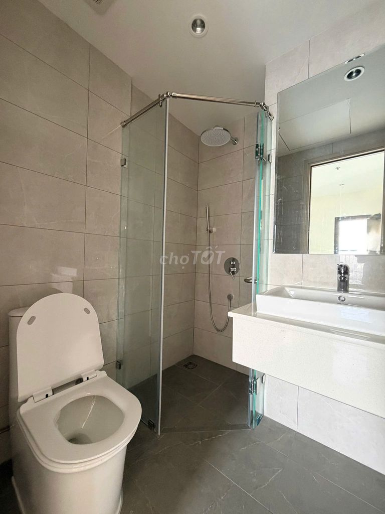 Rent the D-Aqua Gardens-- 301 Bến Bình Đông, 880m2-- 2 bedrooms.