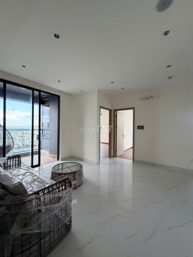 Rent the D-Aqua Gardens-- 301 Bến Bình Đông, 880m2-- 2 bedrooms.