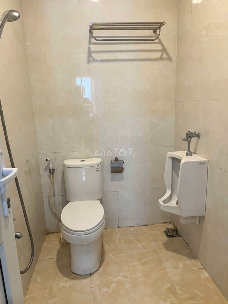 Rent a full apartment in Tân Bình district.