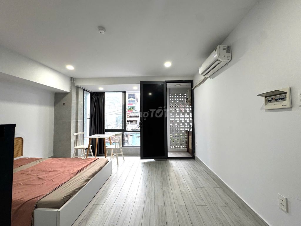 A kitchen room with a lotte Nguyễn Văn Lượng near the cityland, nice and clean.