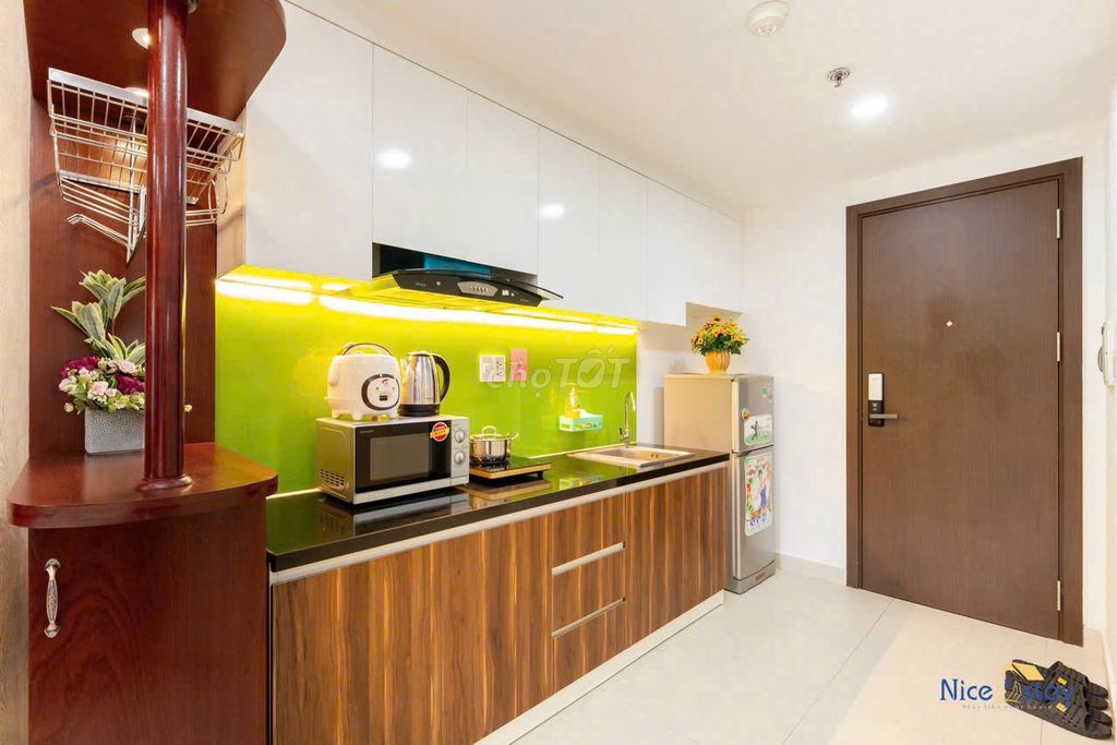The top officetel hyperbetel 13 million Orchard Garden.