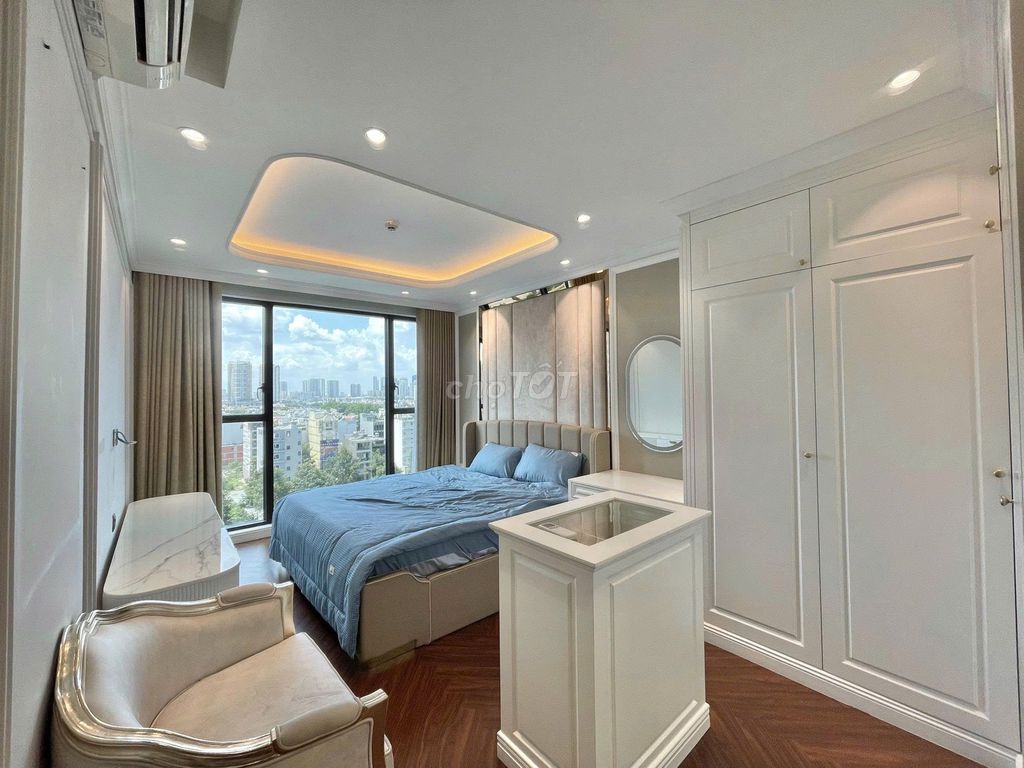 Rent two projects. 2000 apartments downtown in Ho Chi Minh City.
