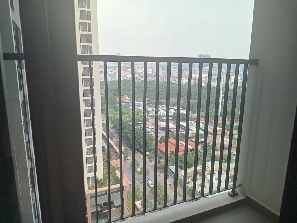 Rent the double blue rooms with the top full furniture - a wide 79 M2, nice front