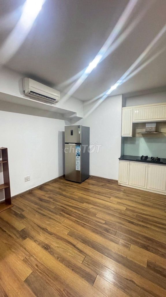 C/c Republic Plaza rents two bedrooms, Full interior rents 14 million and a half perth.