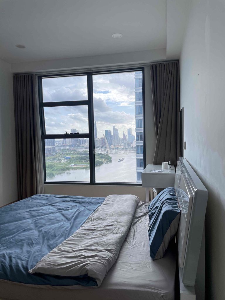 Good price - renting apartment 2 bedroom plus 1 Sunwah Pearl, big area