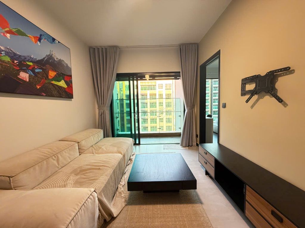 Rent De La Sol 75 meters 2 (two bathrooms) Full interior 23.5 million-free now