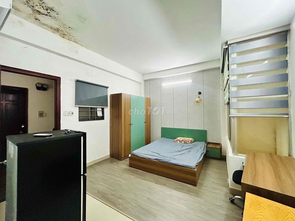 It's a real price! Studio of the Thin Window, Full interior - Right Metro Station, Landmark 81