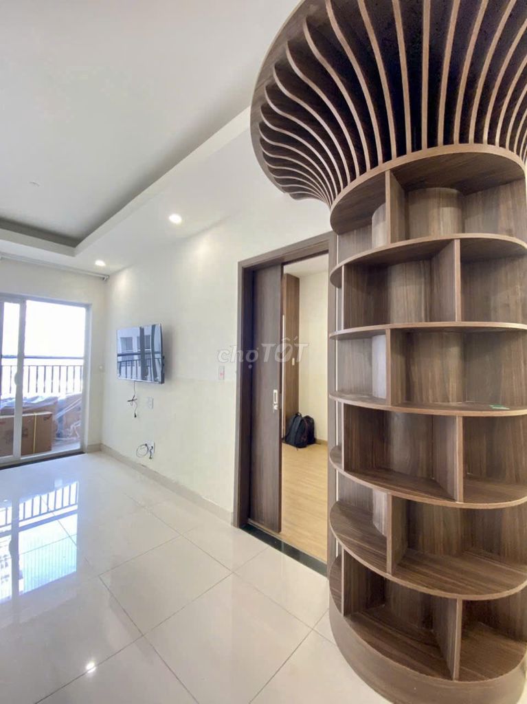 Rent two full bedrooms at Lavita Charm, contact holding bases