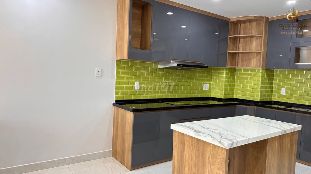 Saigon South Residences 14 million. 2 beautiful inner bedrooms.
