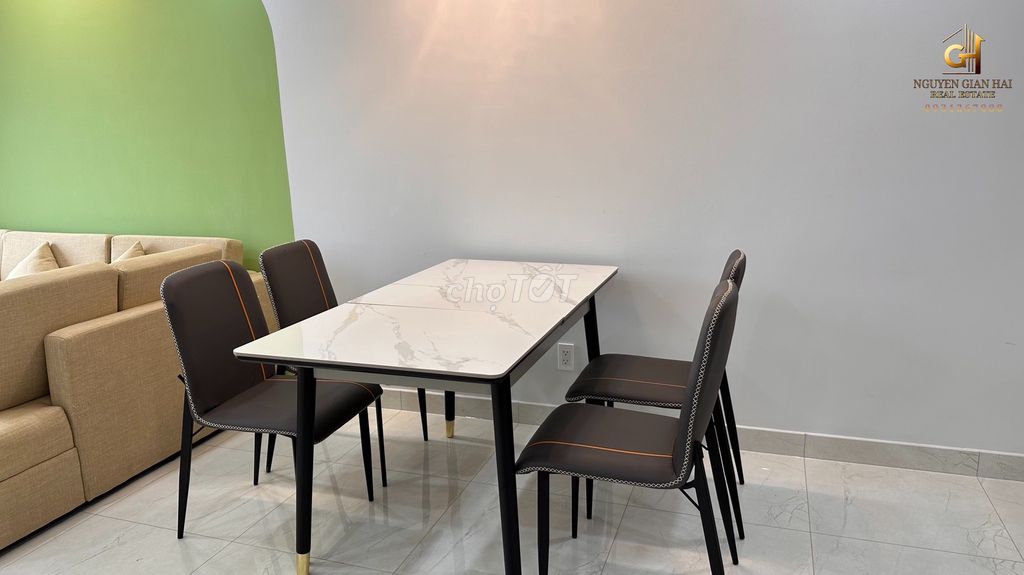 Saigon South Residences 14 million. 2 beautiful inner bedrooms.