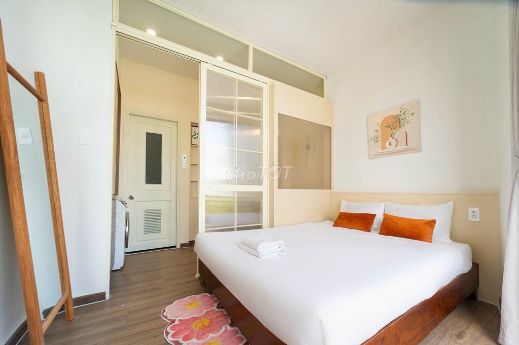 Room full comfortable furniture. One bedroom near the Ottttel District 3-Doove.