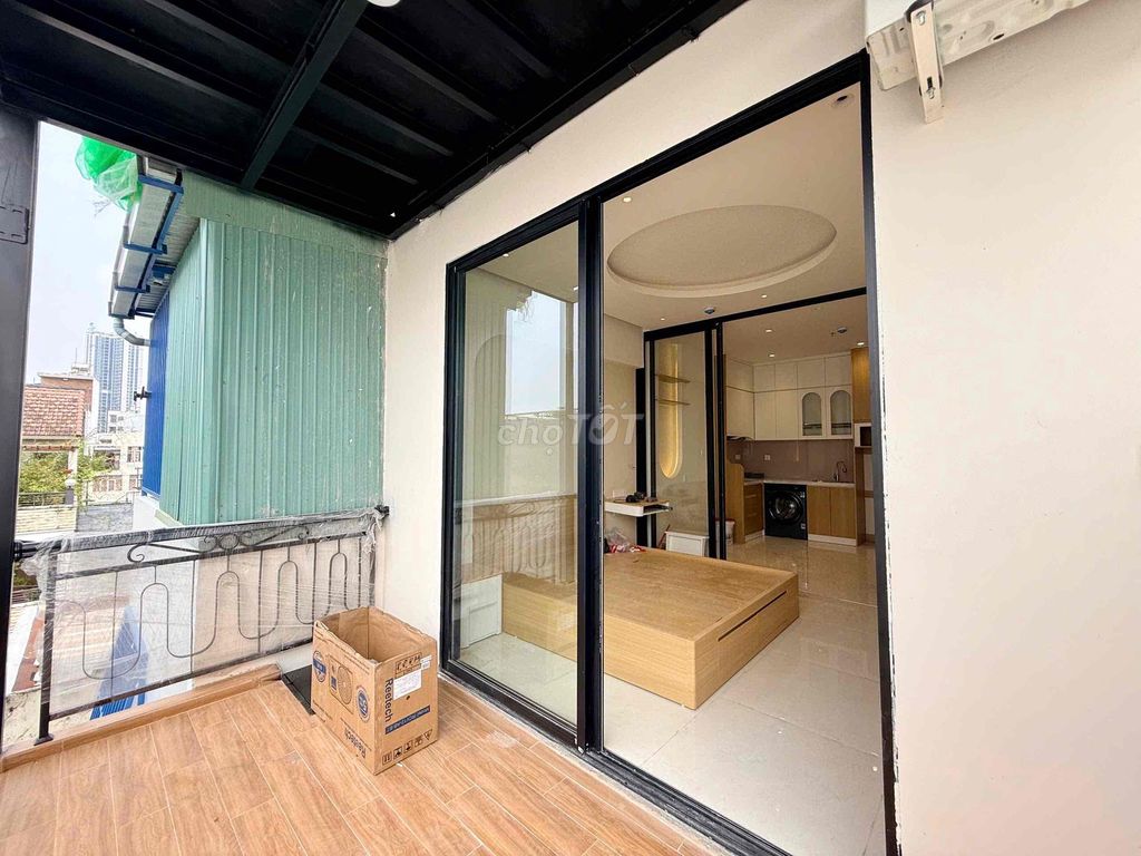Opening 20 senior apartments near Emart Phan Pestilence 100%.
