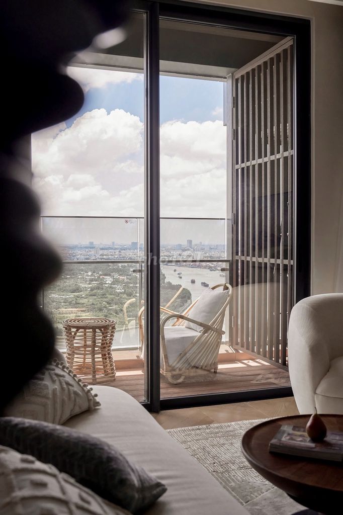 Two Lumière Riverside bedrooms-- View river, full interior-- 78 million.