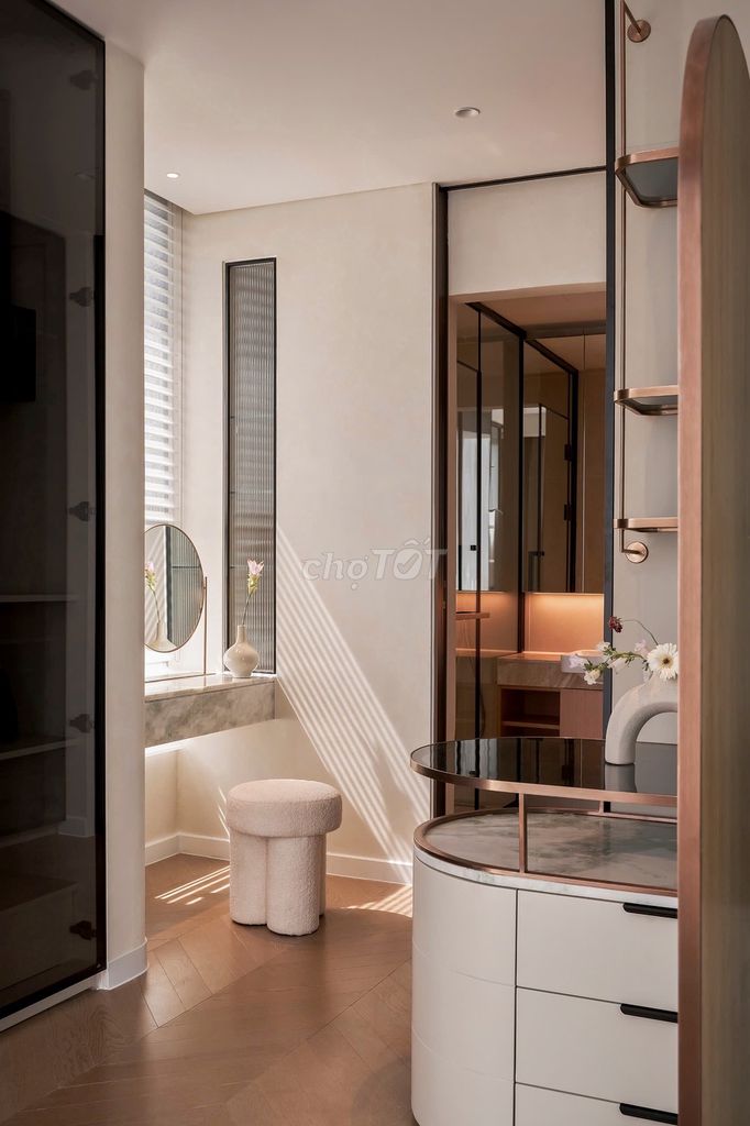 Two Lumière Riverside bedrooms-- View river, full interior-- 78 million.