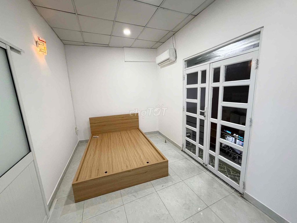 Three bedrooms. Two balconys. Full interior.