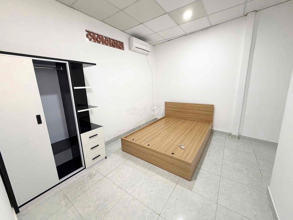 Three bedrooms. Two balconys. Full interior.