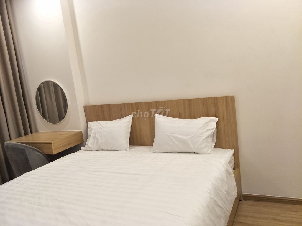 Renting Galaxy 9 high-end apartment, 2 bedrooms 2 toilets 16 million a month.