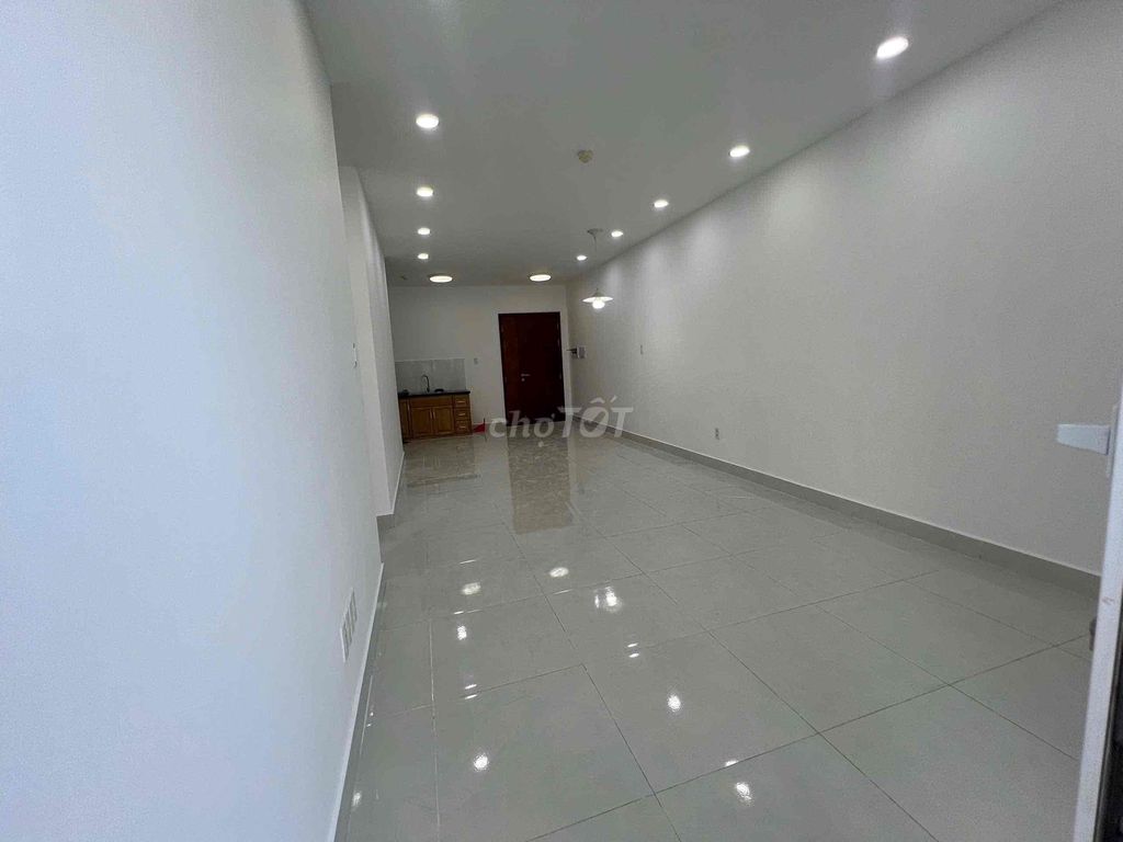 Rent Tara Residence 2 bedroom 2 free toilets with 10 million per month.