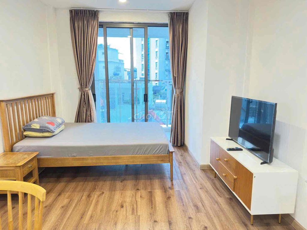 Rent a Kingston Residence apartment in one bedroom. near sb tsn