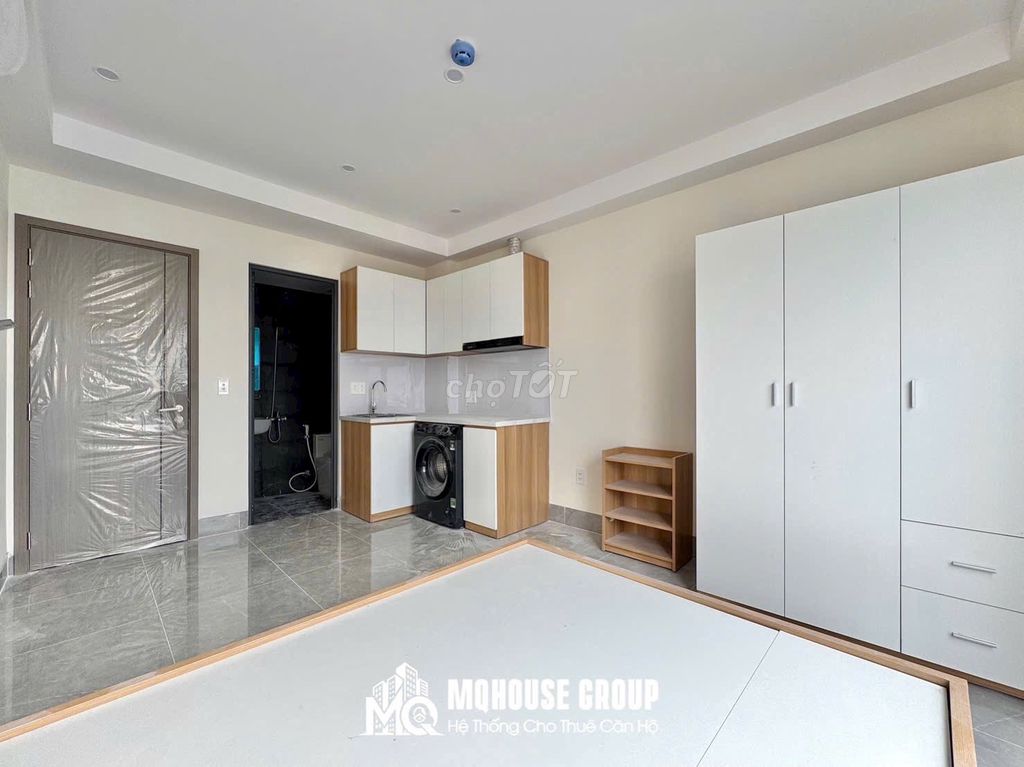 Service apartment - balcony, window - Quang Trung - volume value