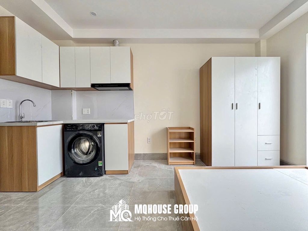 Service apartment - balcony, window - Quang Trung - volume value