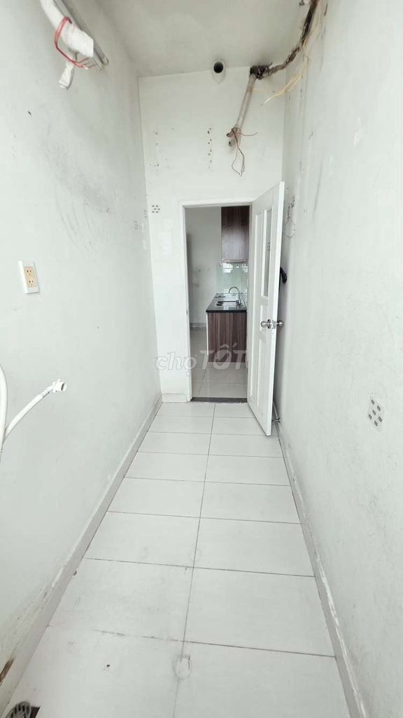 Rent apartment topaz three bedrooms, two toilets, nice Cao Lỗ-7-4.