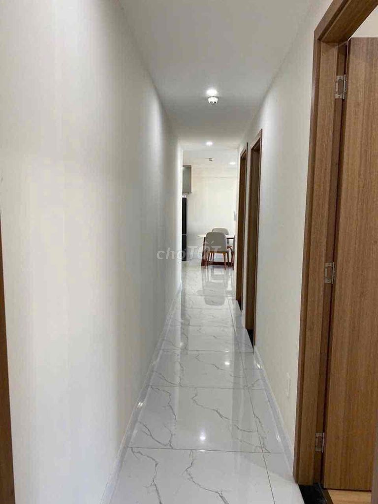 Down to one bedroom in three bedrooms - two false toilets sagon south residences