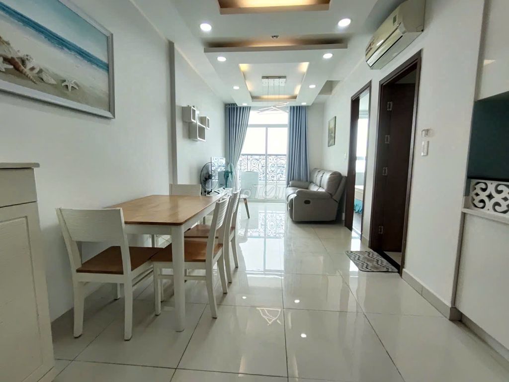 Rent Grand Riverside, Bến Vân Đồn District 4, price: Twelve million a month, one bedroom.