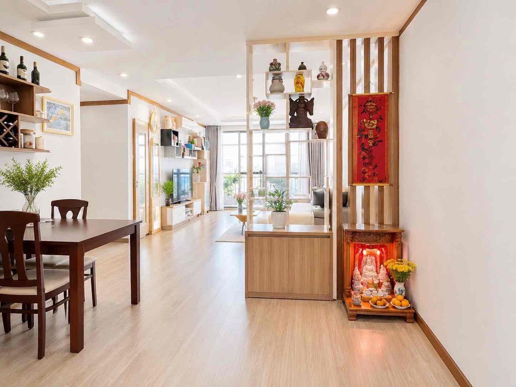 Rent British Gold House, three bedrooms, two toilets, full interior 12 million a month.