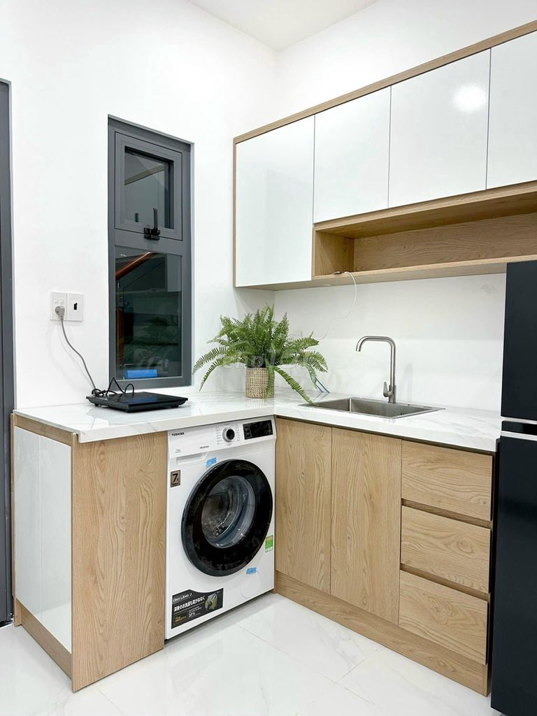 The balcony apartment 30 M2 full interior near the shower culture, the pink college