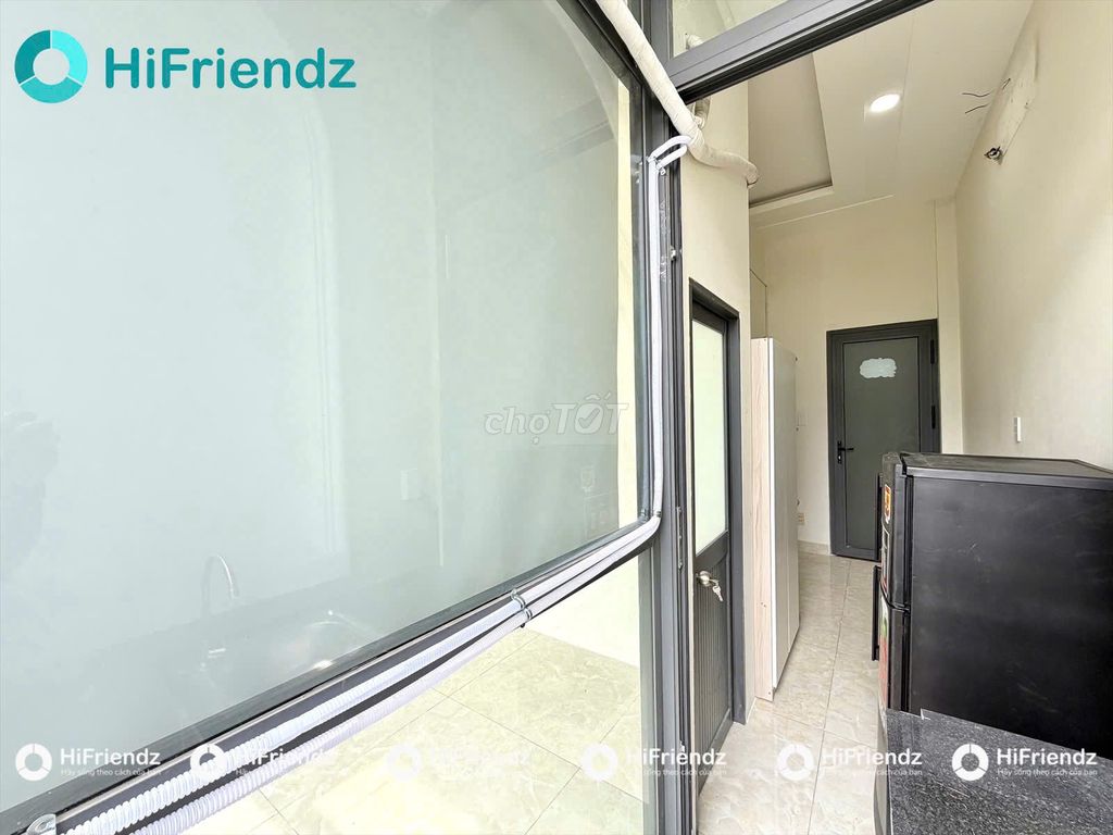 Two new balcony bedrooms are cheaply built full of private washing machines in Gò Vấp.