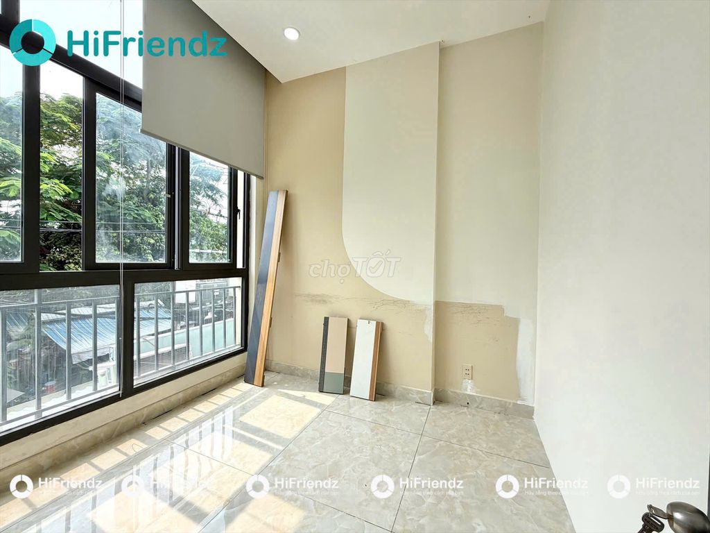 Two new balcony bedrooms are cheaply built full of private washing machines in Gò Vấp.