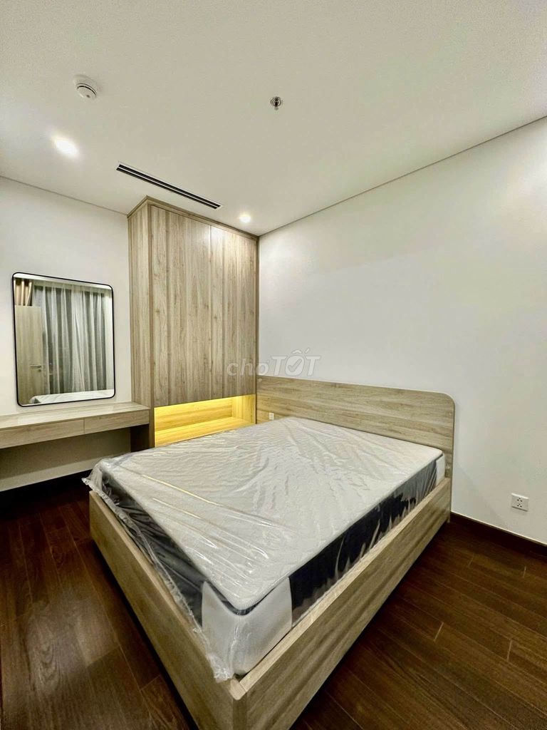 Rent the Masteri apartment. Two bedrooms.