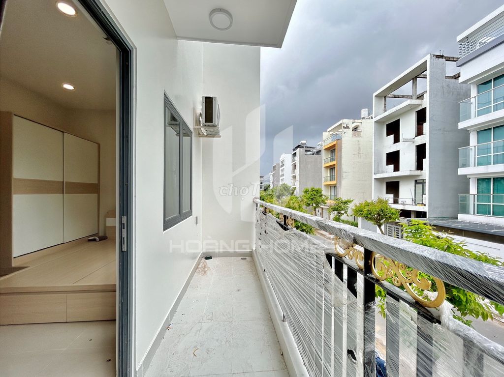 Rent an apartment at Cát Lái only at 3x4x