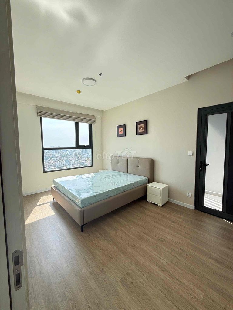 The cargo basket sent to the D-Homme Hồng Bàng apartment room.