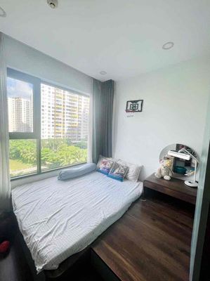 We'll rent three bedrooms.