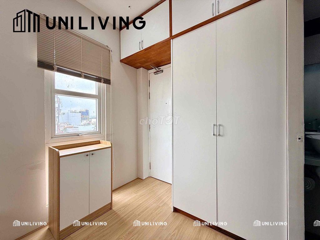 Open the apartment in downtown District 10, February 3,  cmt8, Long Hall