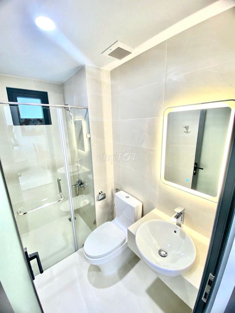 Rendezvous District 7/Tergon riverside, one bedroom/two bedrooms with interiors.