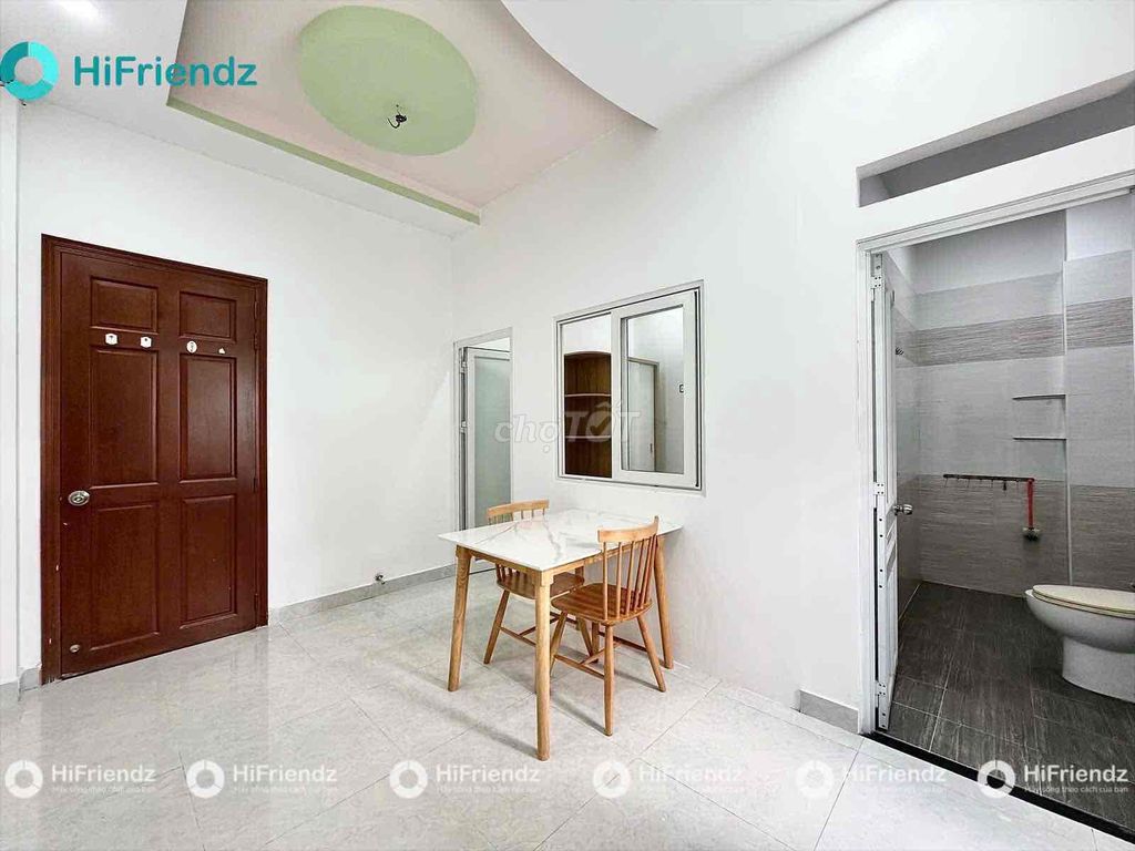 Rent the new service-full furniture 100% new.