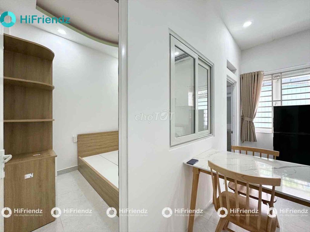 Rent the new service-full furniture 100% new.