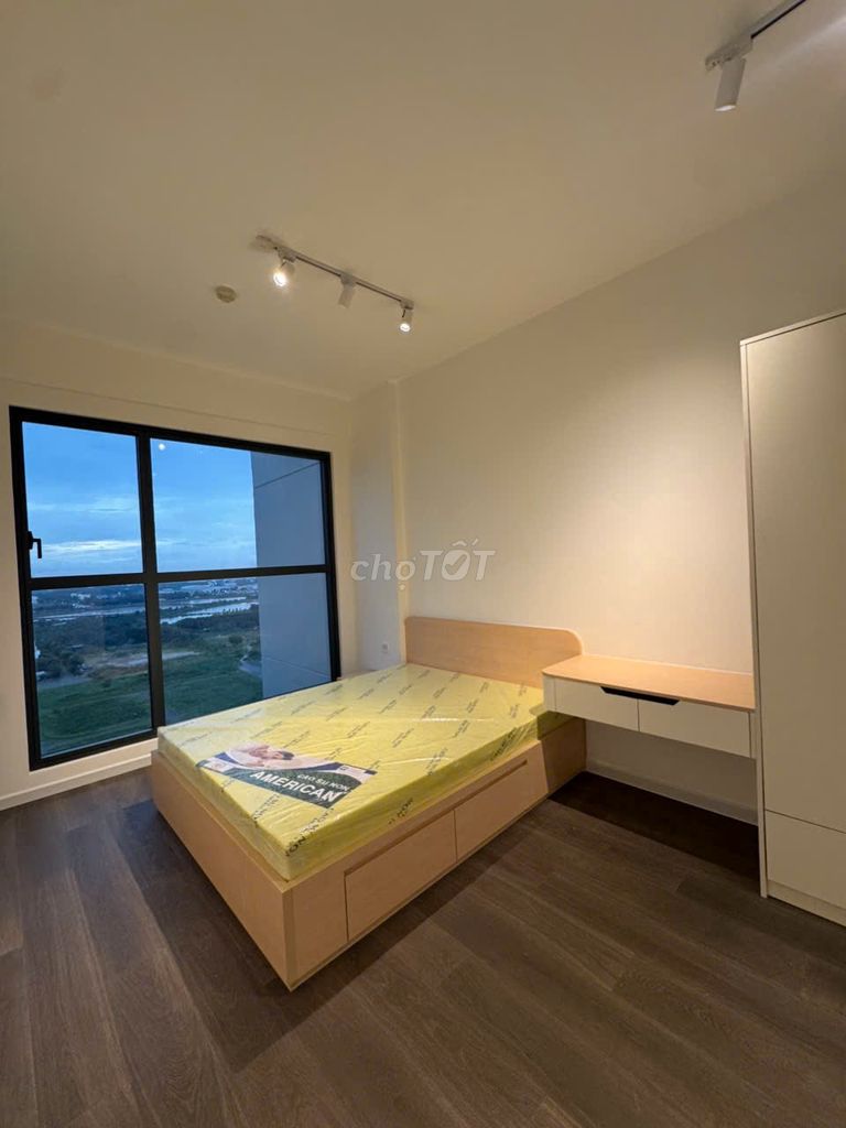 Rent the two bedrooms, two Victoria Village Q0 District 2- View nice river- Full interior.