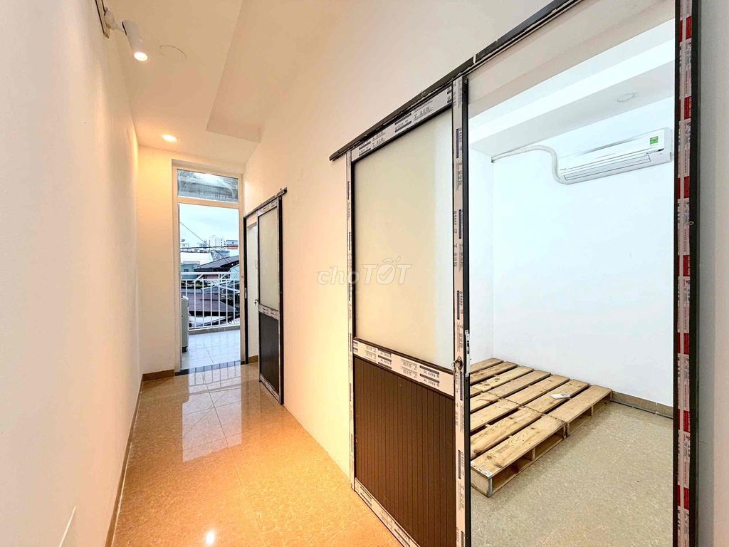 Two balcony bedrooms on Lê Văn Sỹ District 3 Full interior
