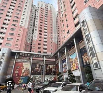 Two bedrooms. Central Garden 1 for rent.