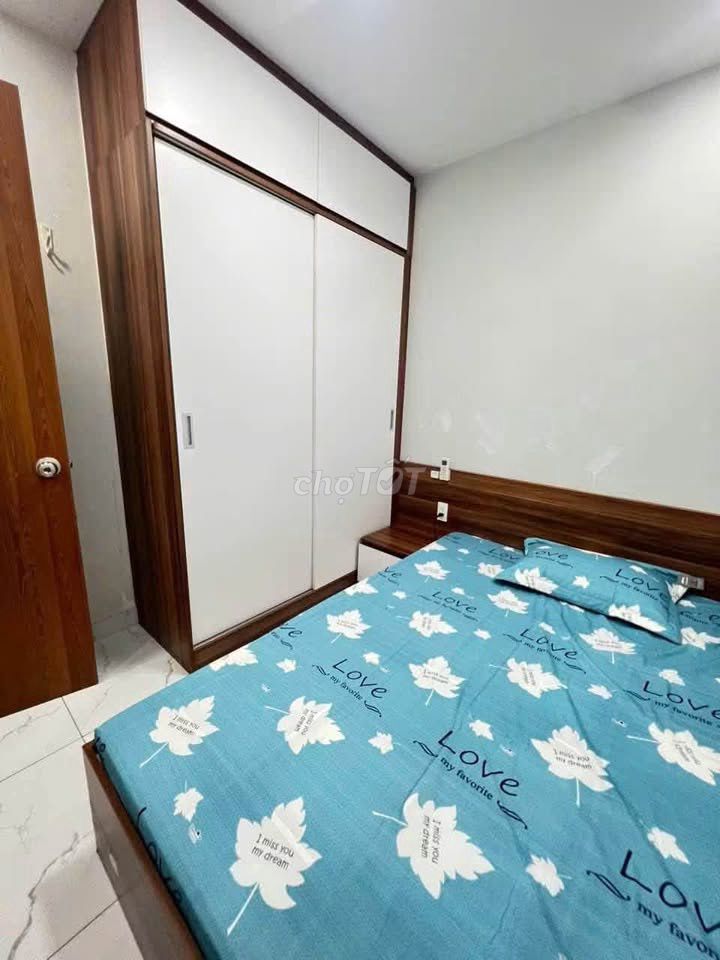 C/c Phúc Yên 2, Phan Huy Ích rents two bedrooms, enough furniture for nine million.