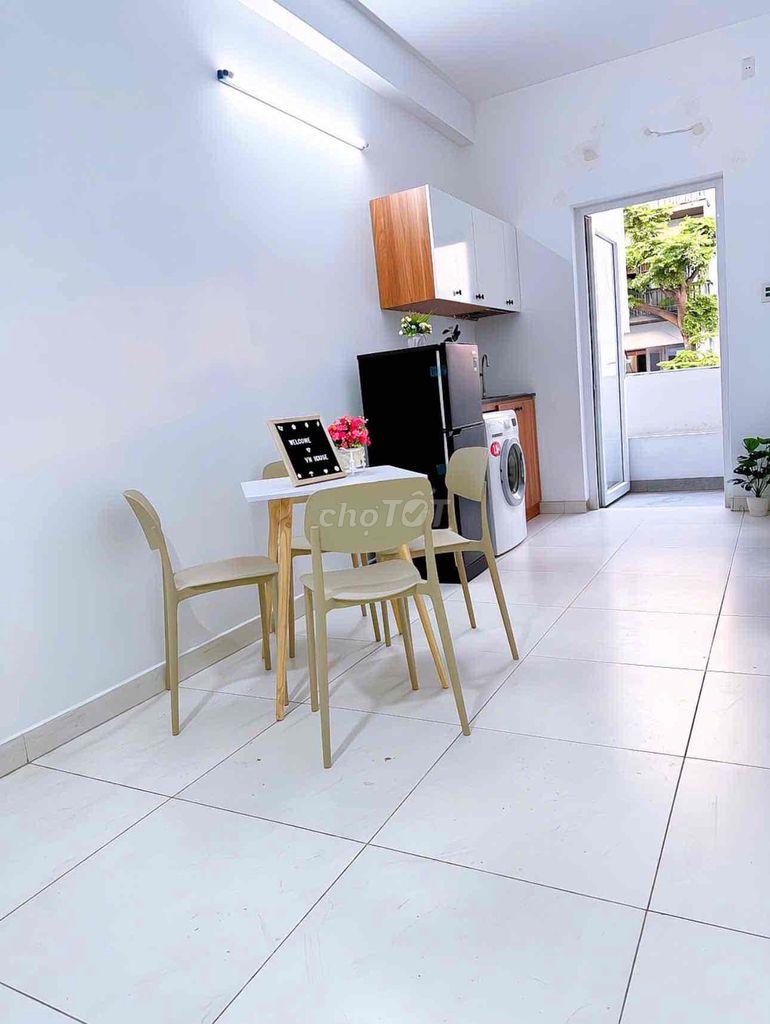 service apartment - full interior - 2 bedroom - balcony open to level University vl