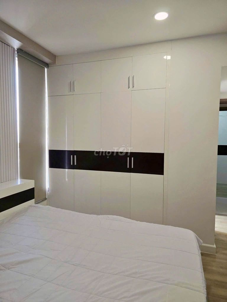 The Cộng Hòa Garden-2 apartment is 74 meters. The full house, 14.5 million a month.