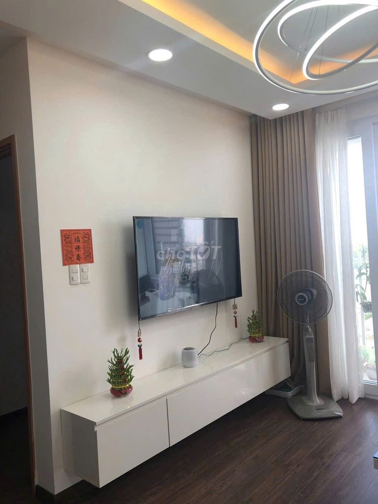Đặng Văn Ngữ-Phú Nhuận apartment rents 1 p to sleep at 10 million a month.