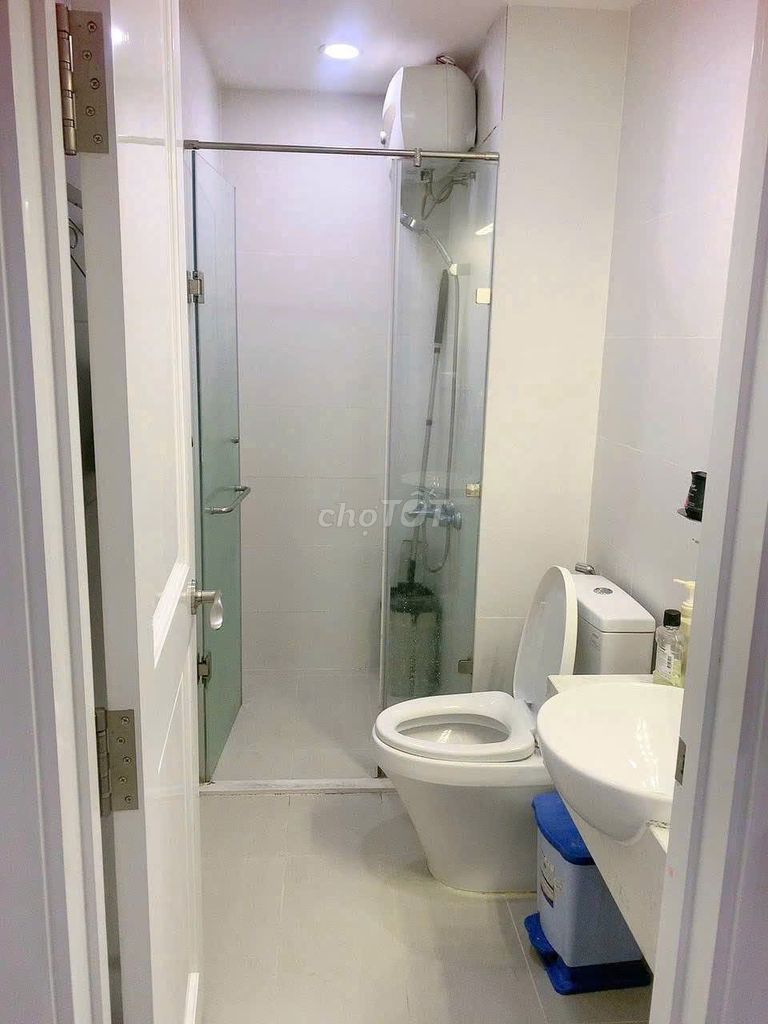 Đặng Văn Ngữ-Phú Nhuận apartment rents 1 p to sleep at 10 million a month.