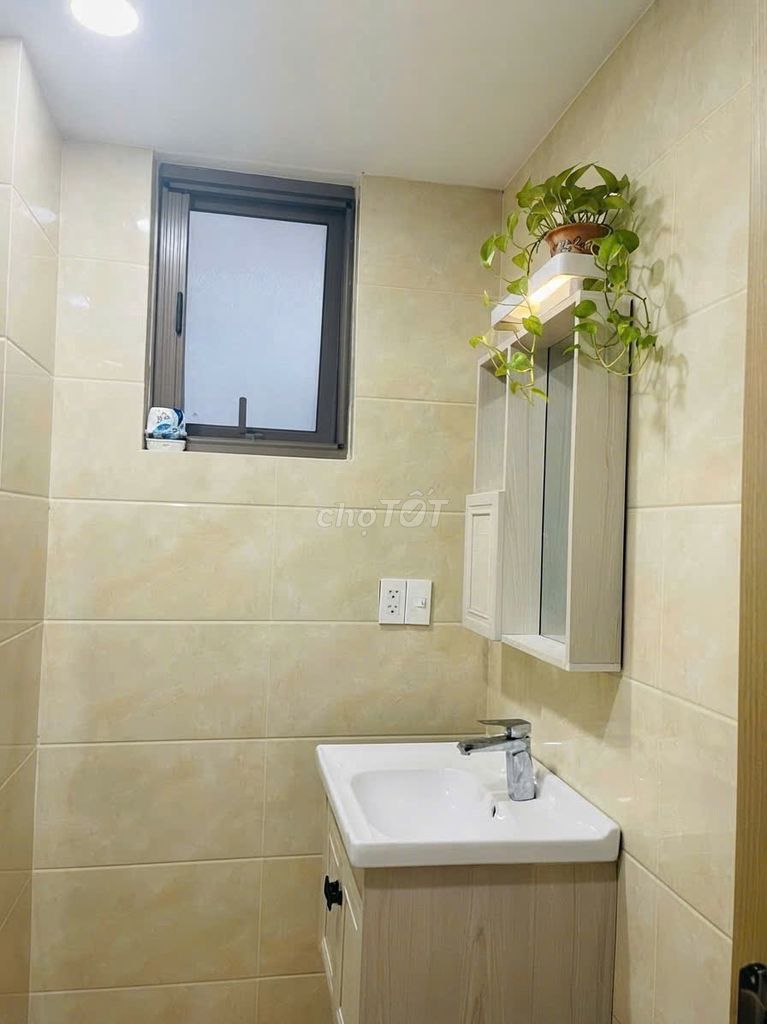 Rent the wrong apartment south - Nguyễn Hữu Thọ 01000 right next to the rich