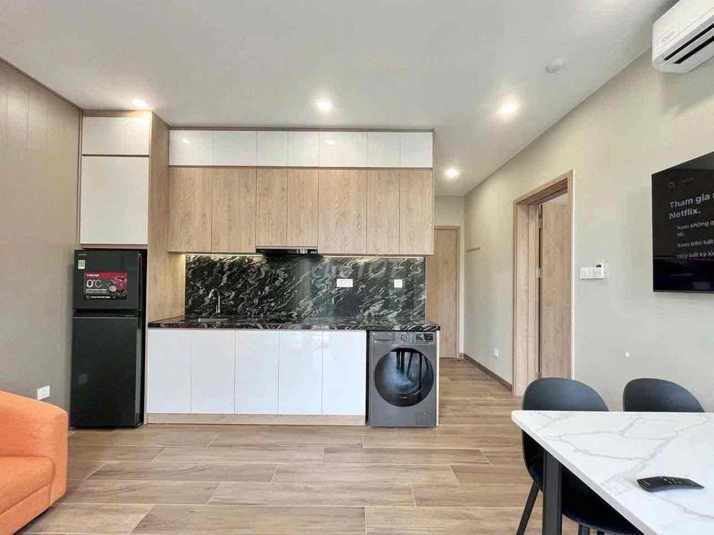 Rent the apartment of a 50-foot balcony bedroom just 7 million7 near the lotte mart, rmm, umm